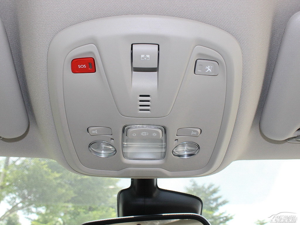 松木棕標(biāo)致408車廂內(nèi)飾圖片