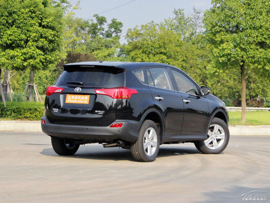 黑云母色RAV4榮放整車外觀外觀圖片