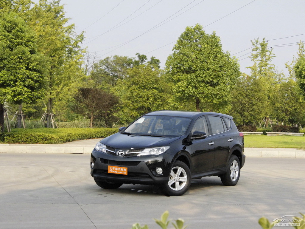 RAV4榮放外觀高清大圖