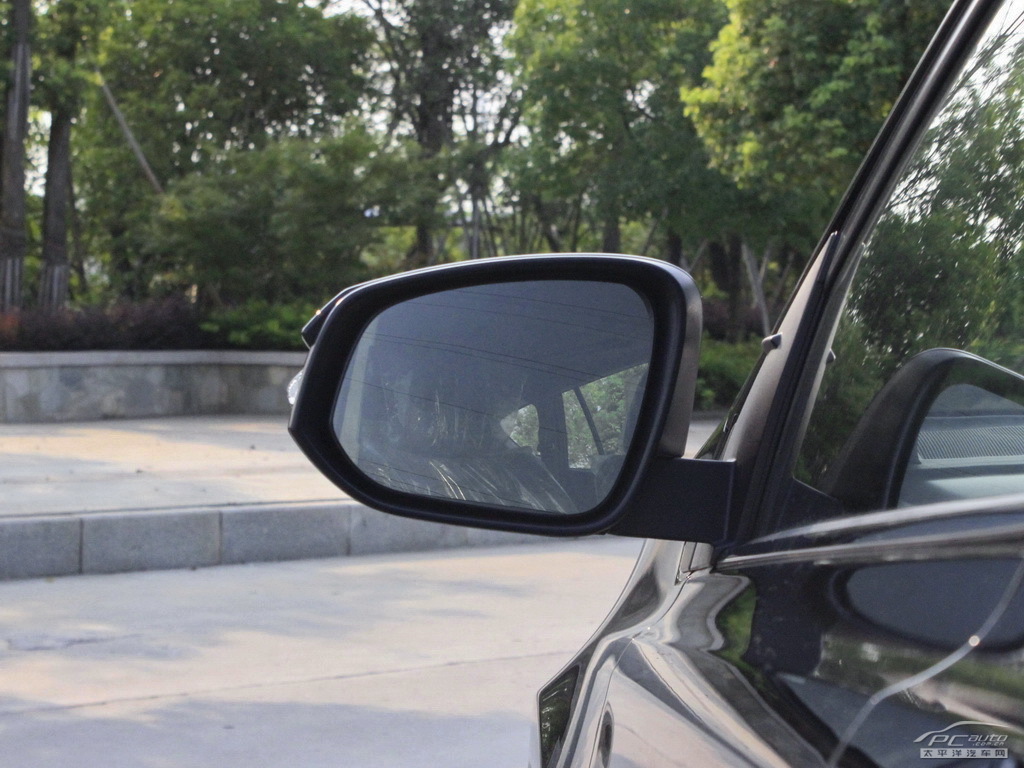 RAV4榮放外觀高清大圖