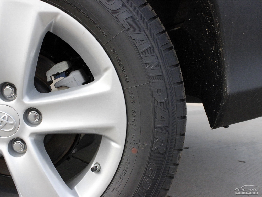 RAV4榮放細(xì)節(jié)高清大圖