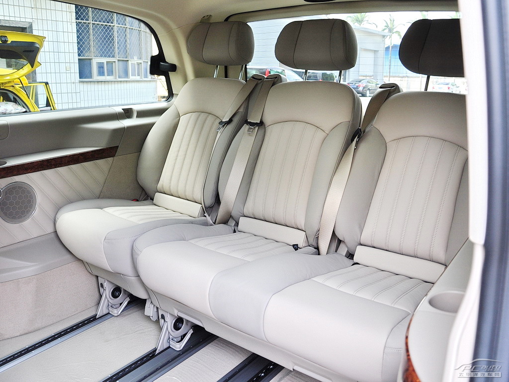 唯雅諾內(nèi)飾高清大圖