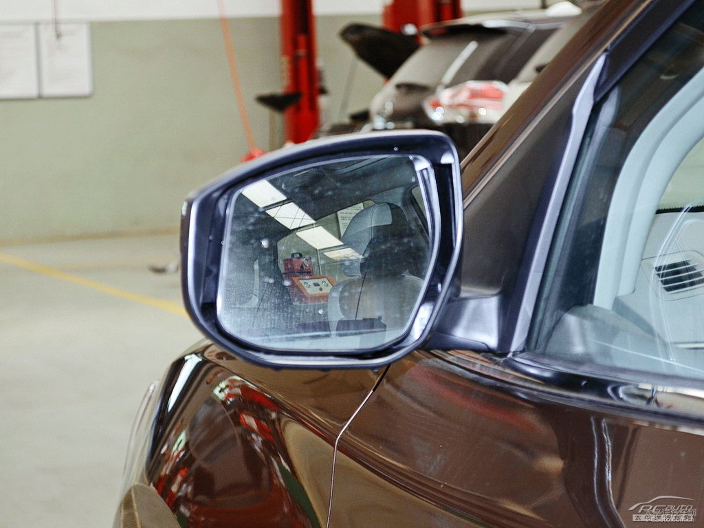 鈦古金軒逸車身外觀圖片