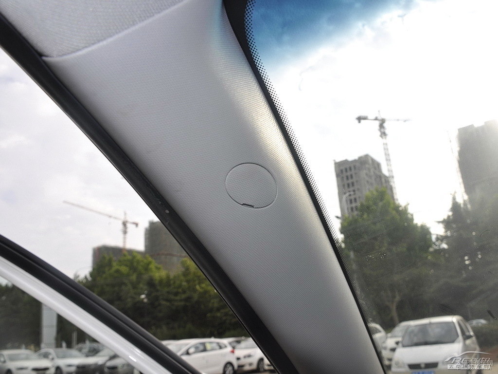 m܇(ni)DƬ