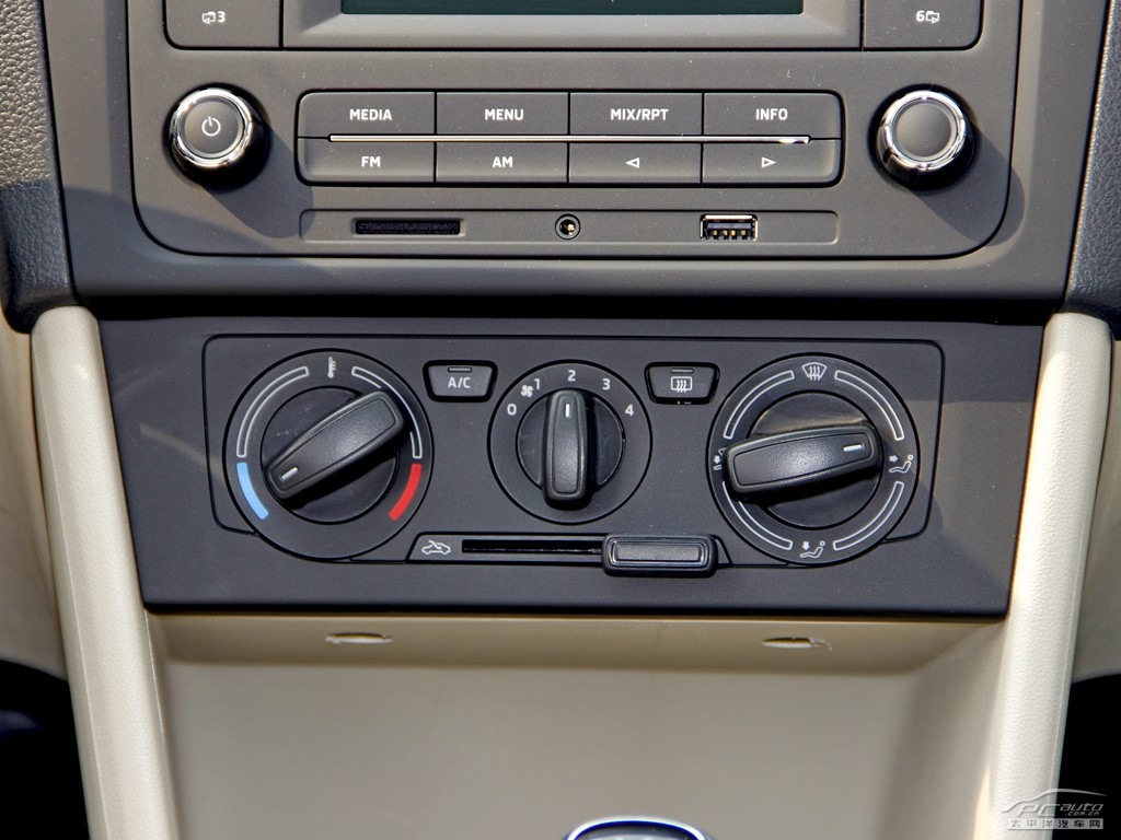 昕銳內飾高清大圖