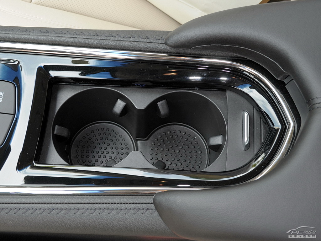 凱迪拉克ATS-L空間高清大圖