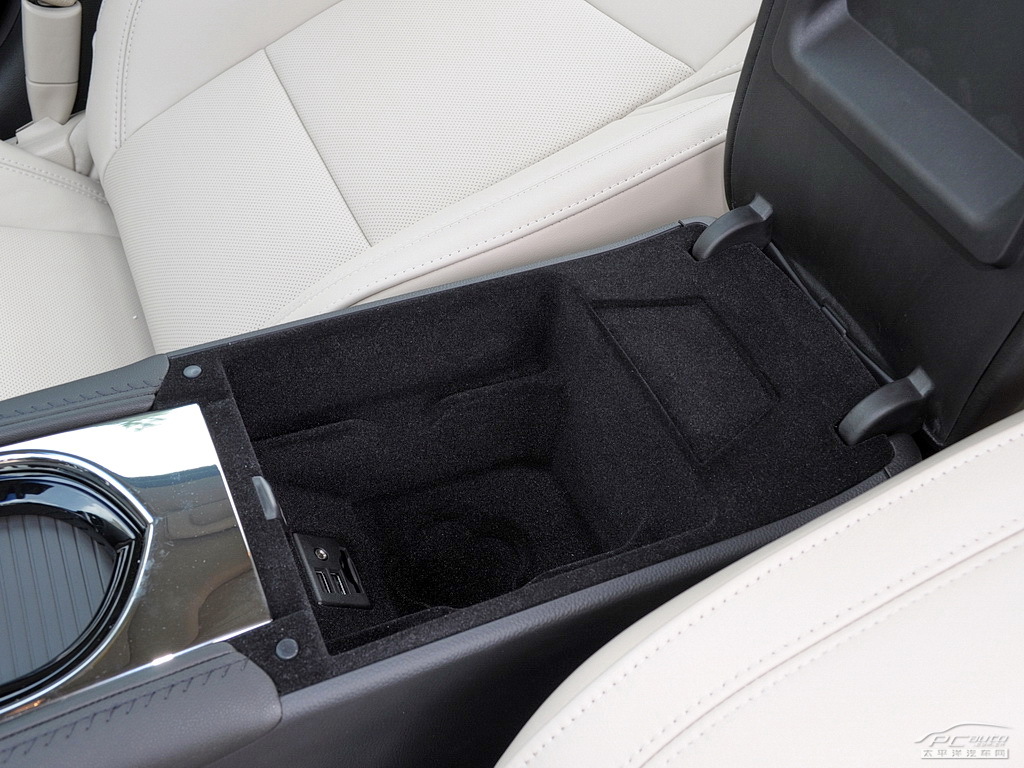 凱迪拉克ATS-L空間高清大圖