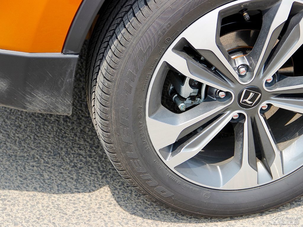 {ǽ݃(yu)6 SUV(x)(ji)(x)(ji)DƬ