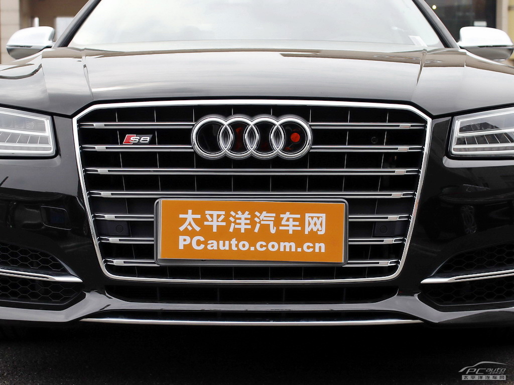 奧迪S8外觀高清大圖