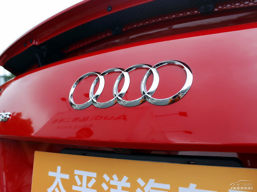 奧迪R8外觀高清大圖