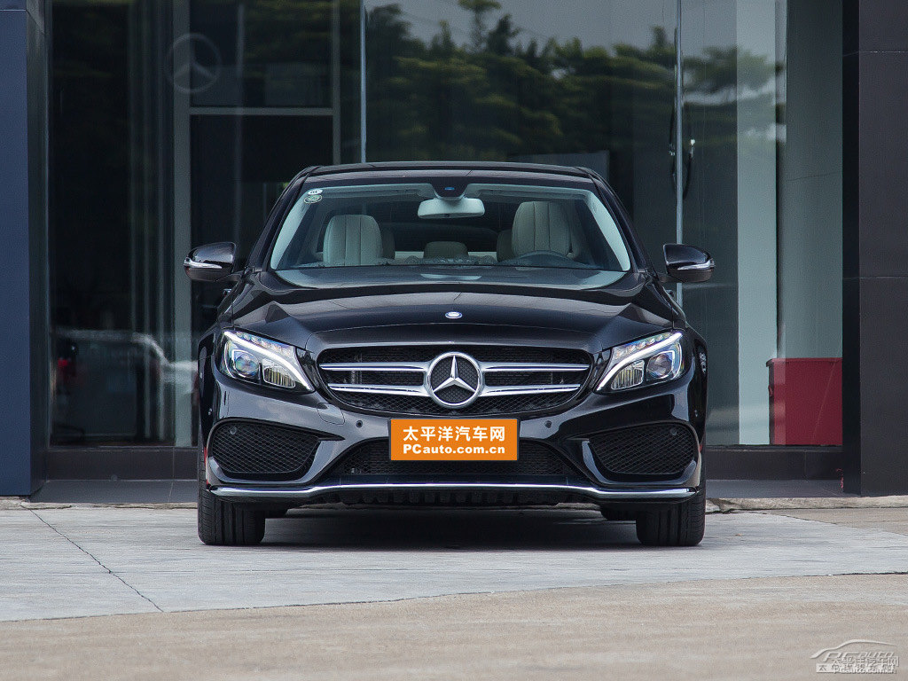曜巖黑奔馳C級整車外觀外觀圖片