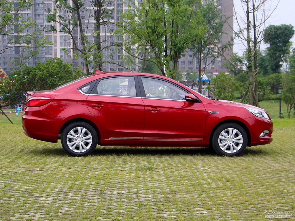 寶石紅逸動(dòng)整車外觀外觀圖片