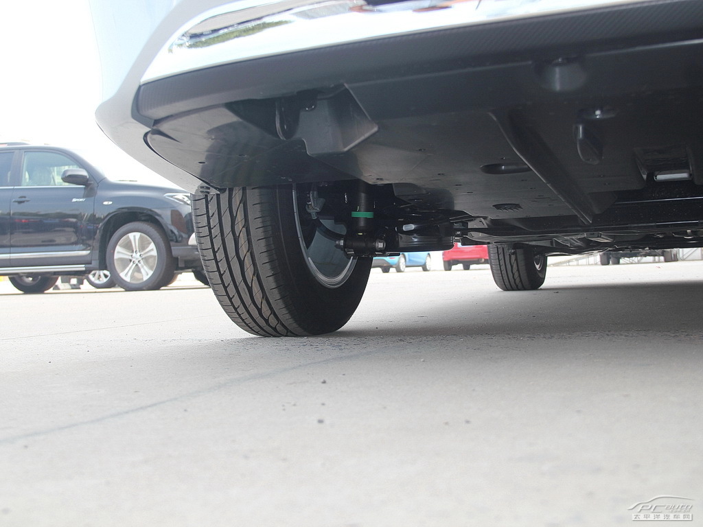 雷凌細(xì)節(jié)高清大圖