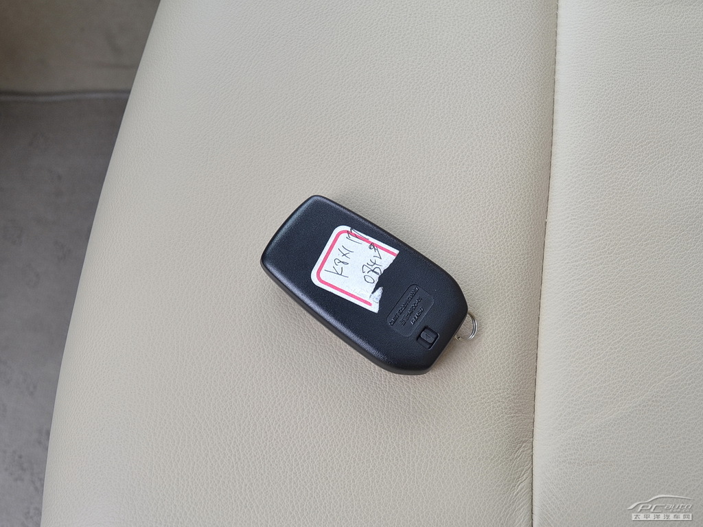 卡羅拉細(xì)節(jié)高清大圖