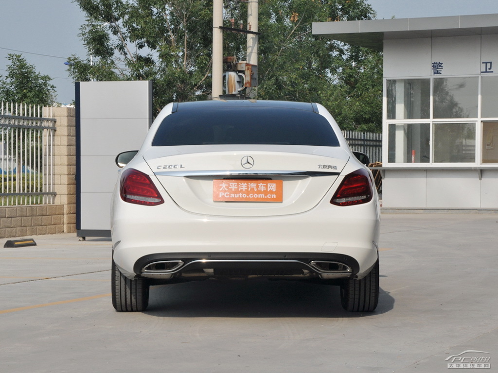 奔馳C級(jí)外觀高清大圖