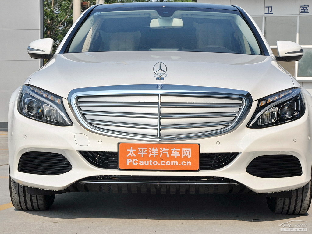奔馳C級外觀高清大圖