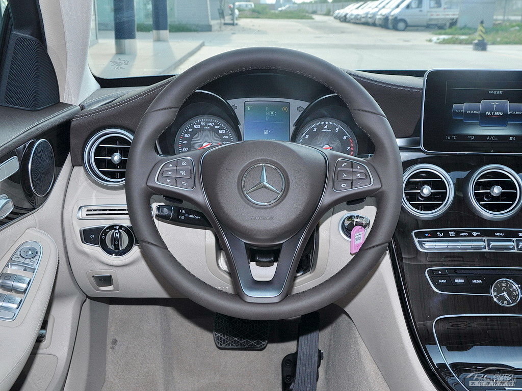 @ʯױYC(j)п؃(ni)DƬ