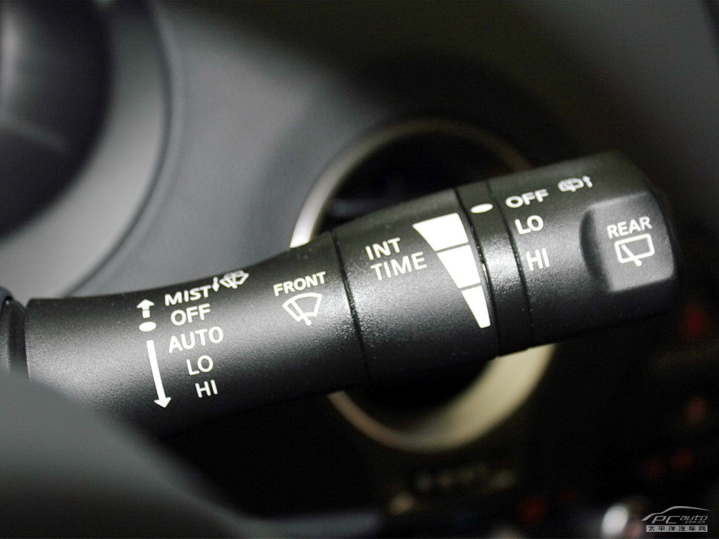 科雷傲(進(jìn)口)內(nèi)飾高清大圖