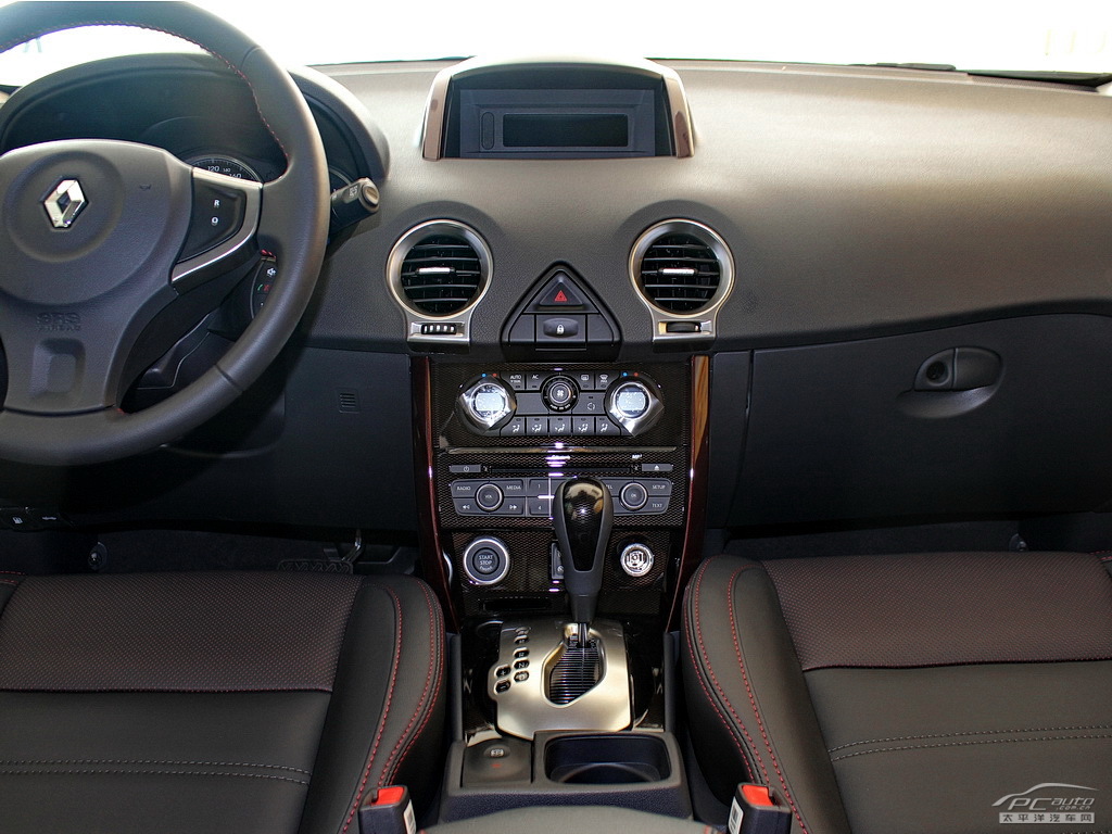 科雷傲(進(jìn)口)內(nèi)飾高清大圖