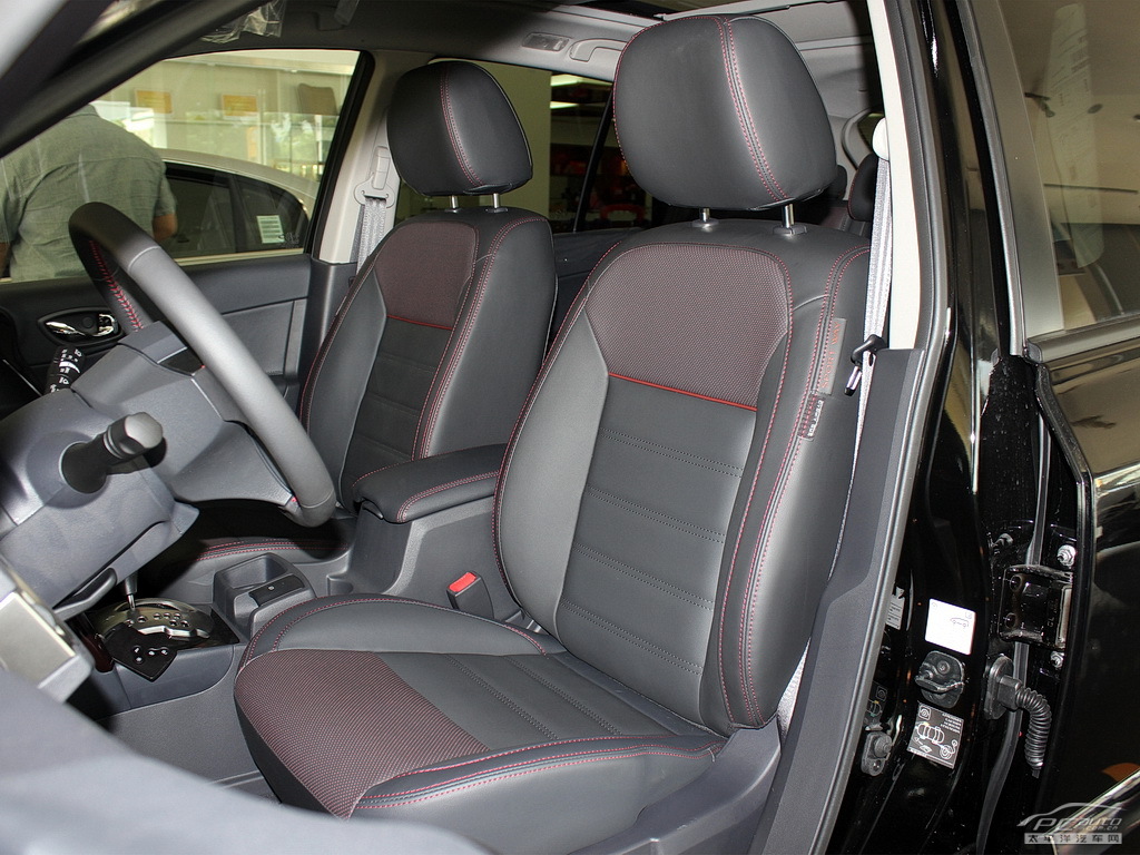 科雷傲(進口)內(nèi)飾高清大圖