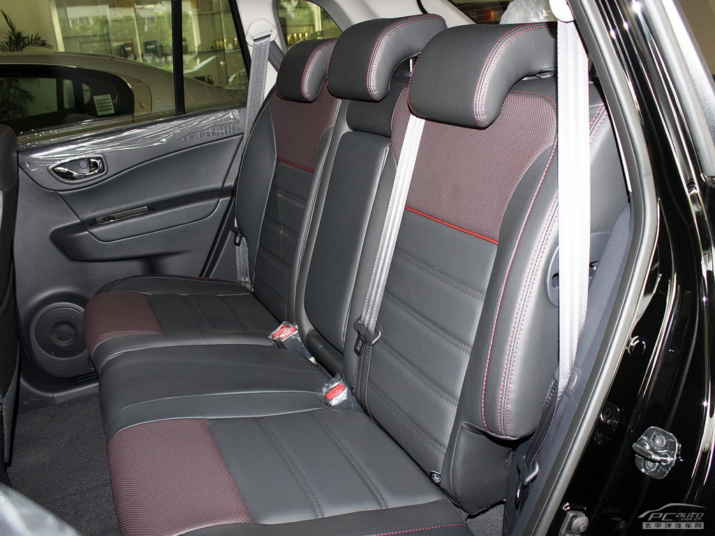 科雷傲(進口)內(nèi)飾高清大圖