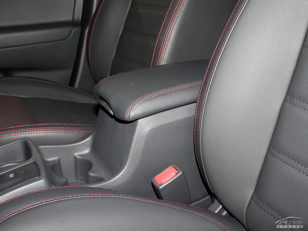 科雷傲(進(jìn)口)內(nèi)飾高清大圖