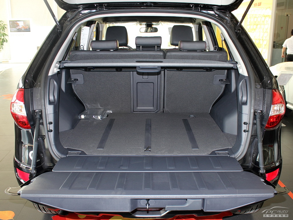 科雷傲(進(jìn)口)空間高清大圖