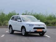 2014款 2.4L 四驅(qū)豪華超值版 5座 2014款 2.4L 四驅(qū)豪華超值版 5座