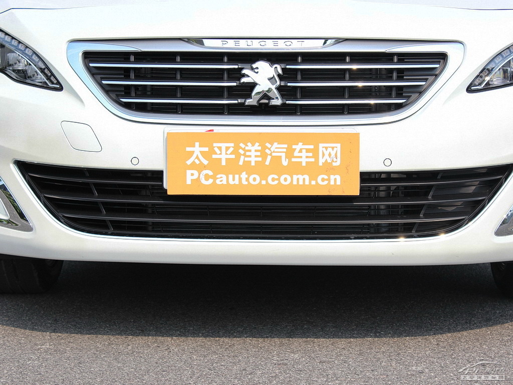 標(biāo)致408外觀高清大圖