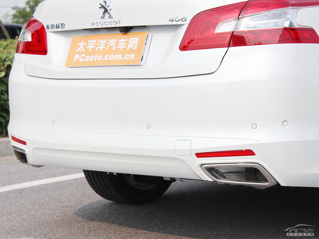 標(biāo)致408外觀高清大圖
