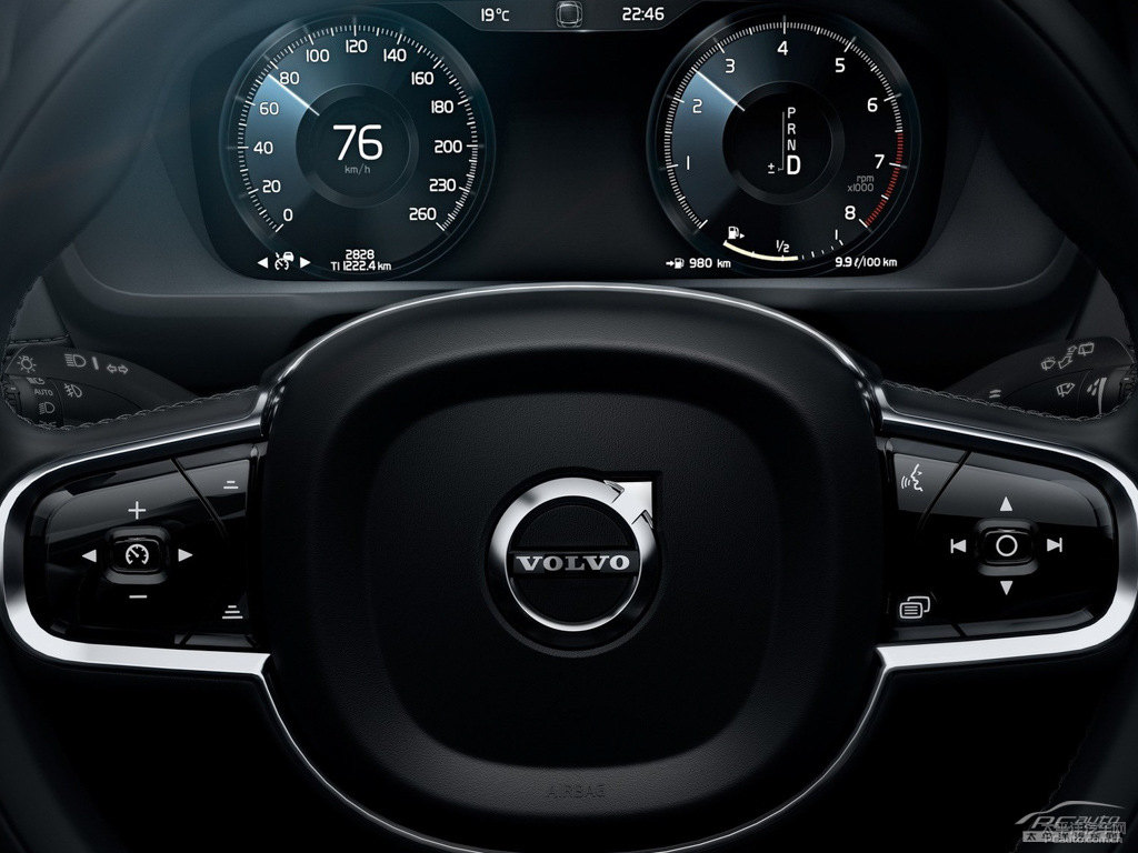 瑪瑙黑沃爾沃XC90中控內(nèi)飾圖片