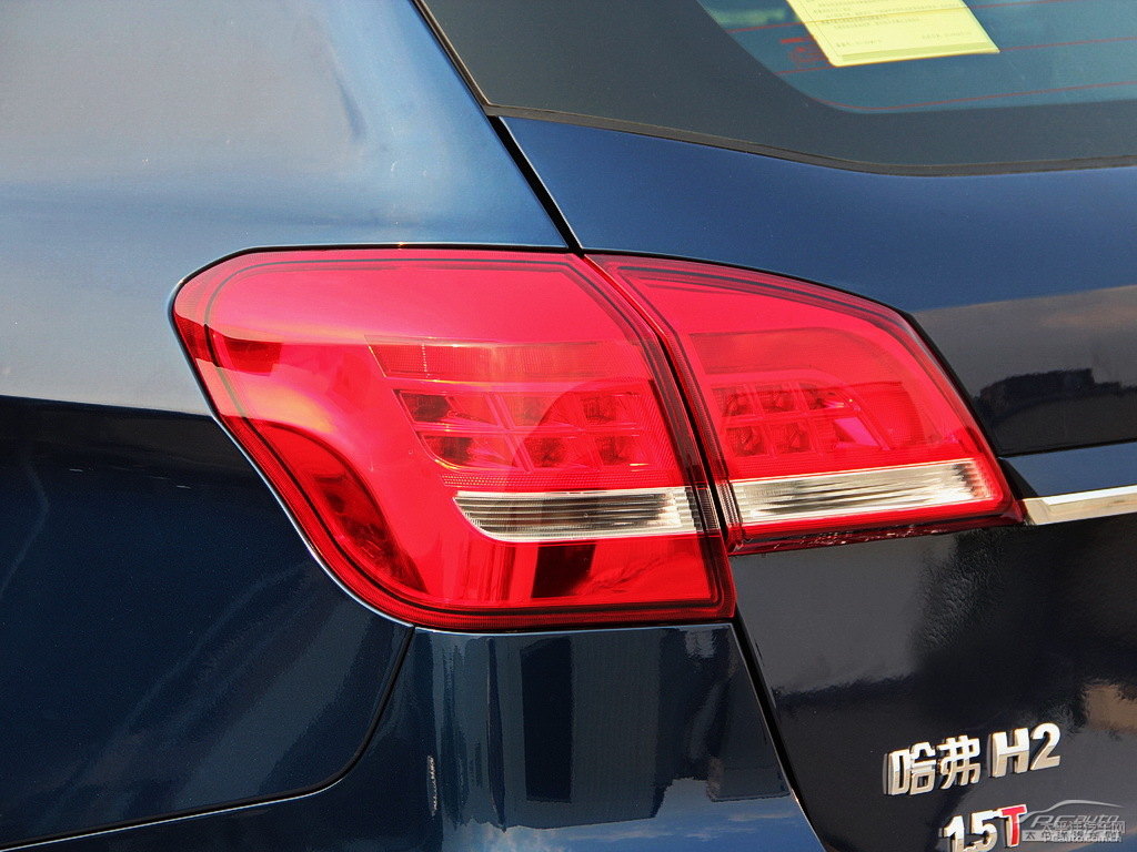 風尚藍哈弗H2車尾外觀圖片