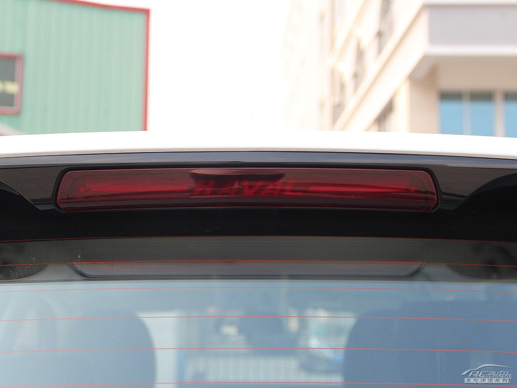 風(fēng)尚藍(lán)哈弗H2車尾外觀圖片