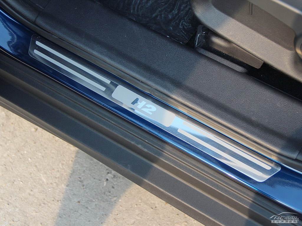 風(fēng)尚藍(lán)哈弗H2車(chē)廂內(nèi)飾圖片