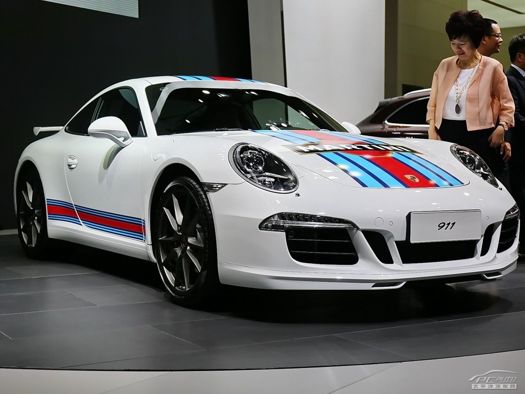 保時(shí)捷911外觀高清大圖