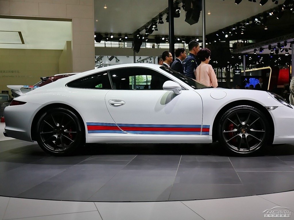 白色保時捷911整車外觀外觀圖片