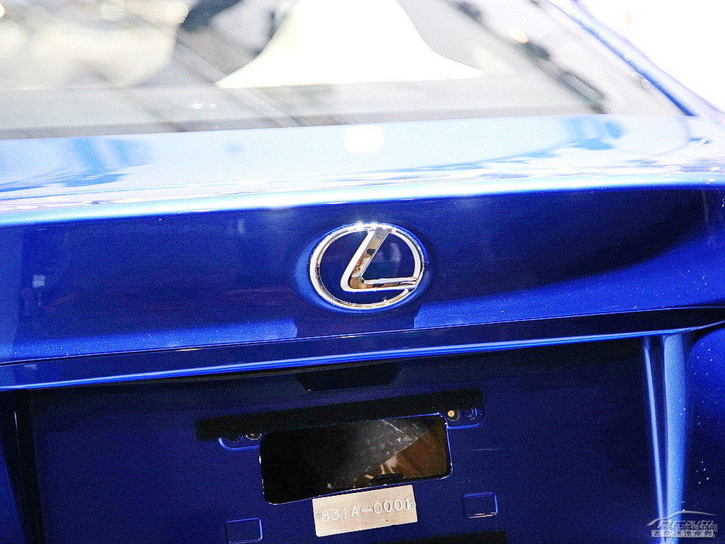 {(ln)ɫ׿_˹RC F܇(ch)β^DƬ