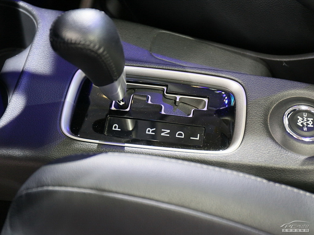 歐藍德(進口)內(nèi)飾高清大圖