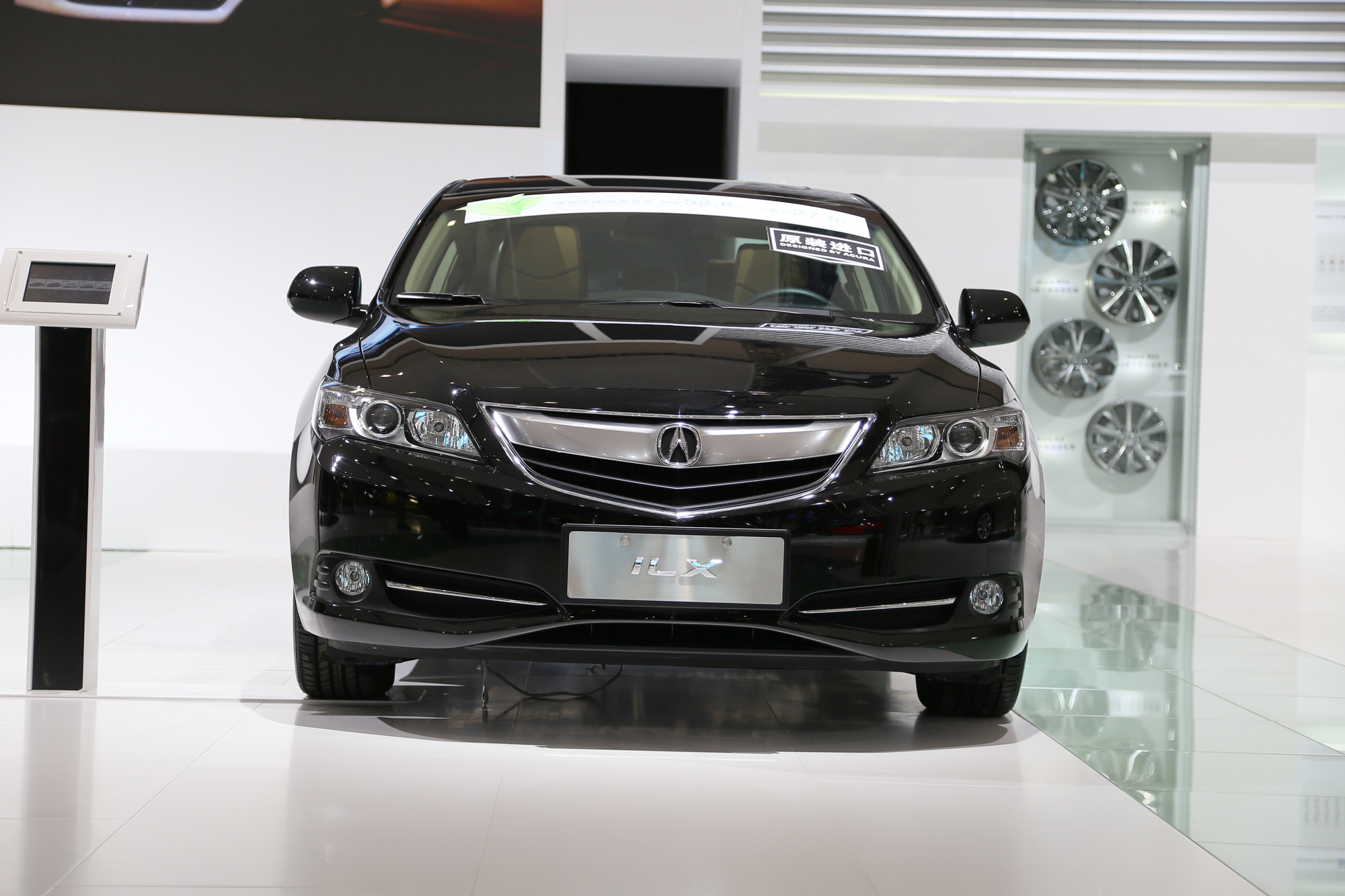 謳歌ILX車展高清大圖