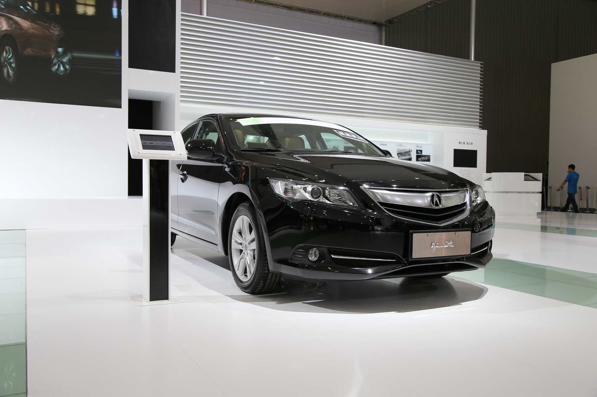 謳歌ILX車展高清大圖