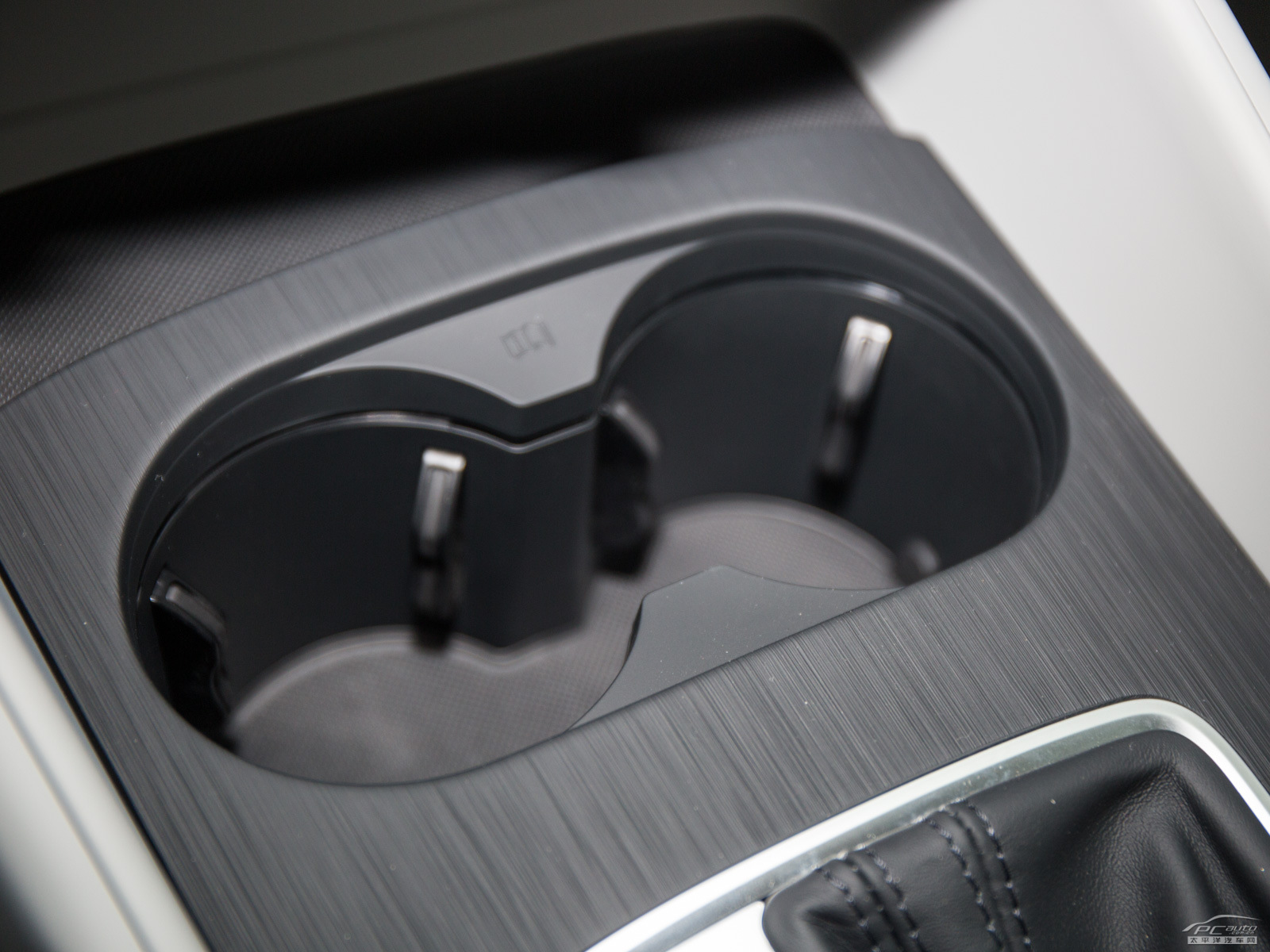 奧迪A3空間高清大圖