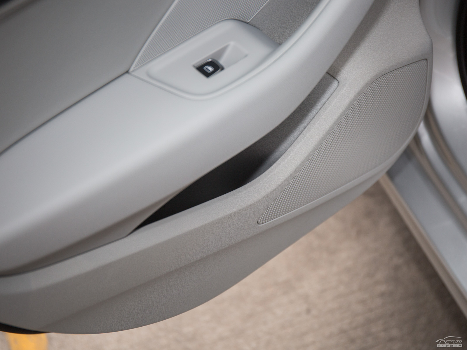 奧迪A3空間高清大圖