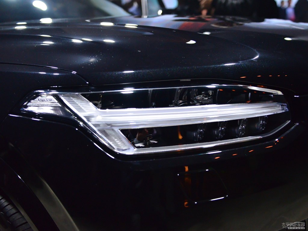 瑪瑙黑沃爾沃XC90新能源車頭外觀圖片