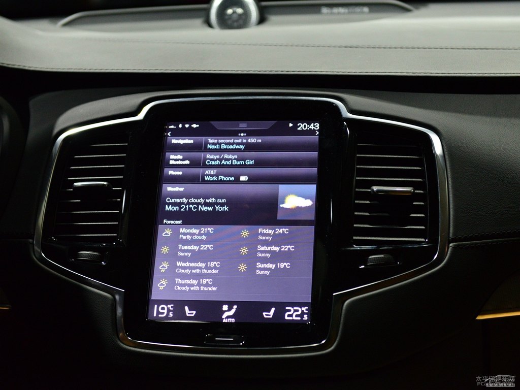 瑪瑙黑沃爾沃XC90新能源中控內(nèi)飾圖片