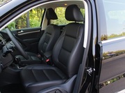 2013款 1.8TSI 自動四驅(qū)豪華版 2013款 1.8TSI 自動四驅(qū)豪華版