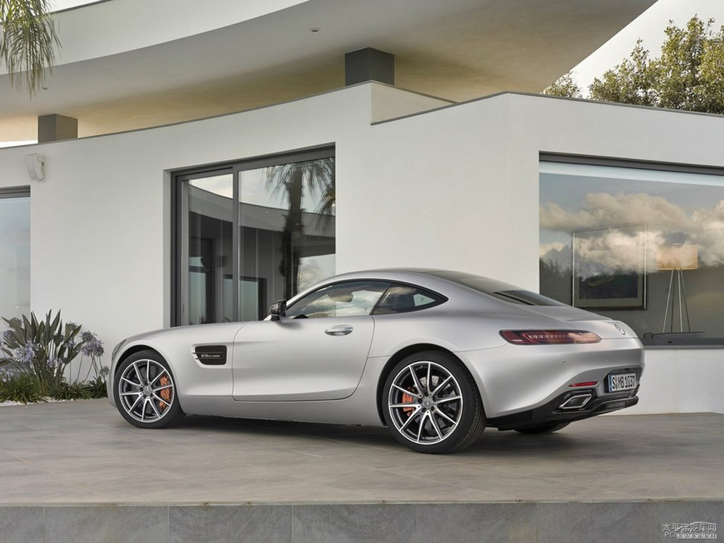 yɫAMG GT܇^^DƬ