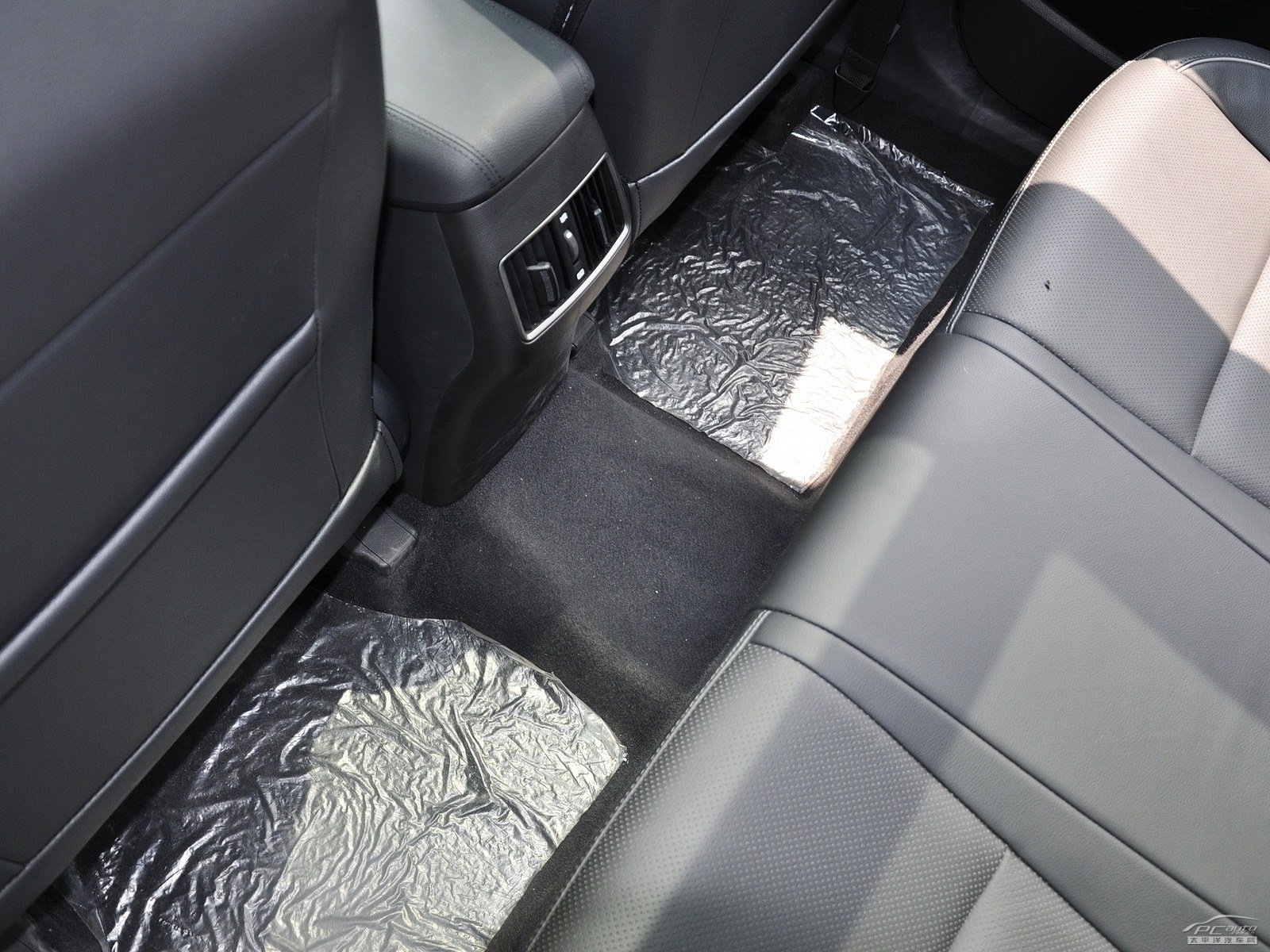 北京現(xiàn)代ix25空間高清大圖