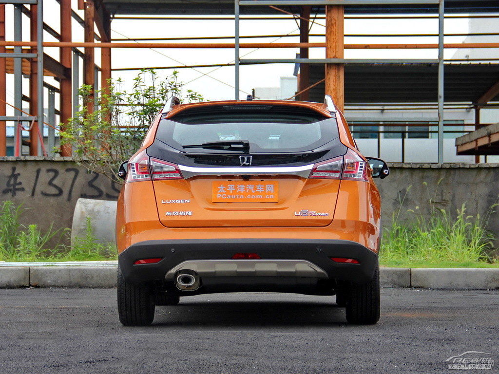{ǽ݃(yu)6 SUV܇^^DƬ