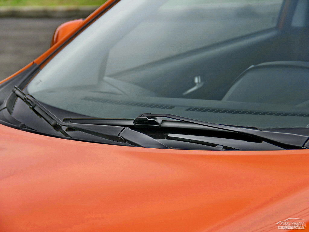 {ǽ݃(yu)6 SUV܇^DƬ