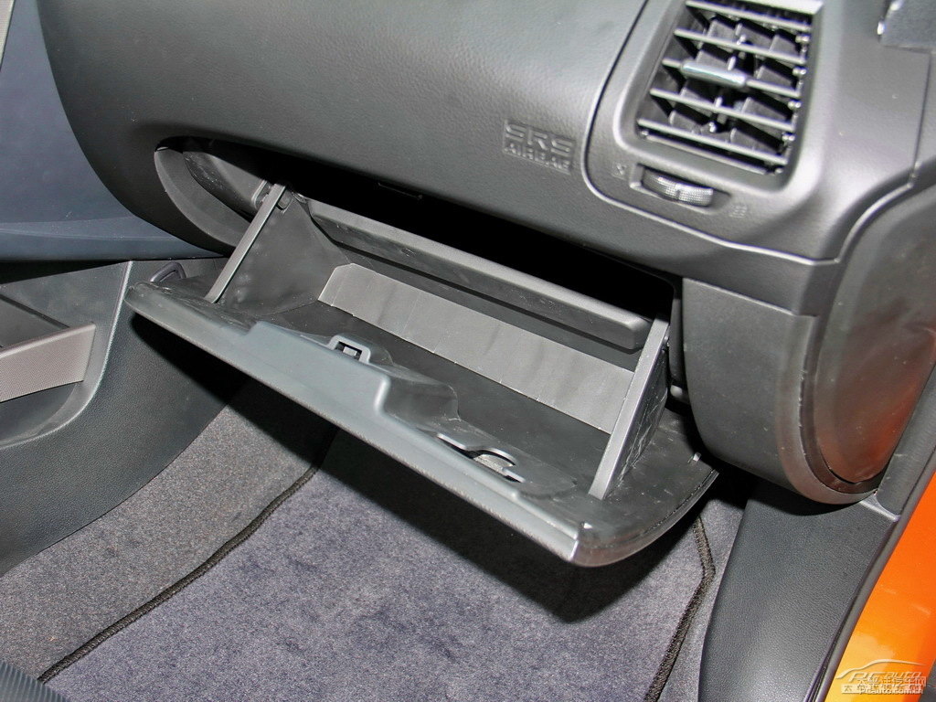 {ǽ݃(yu)6 SUV(ch)ggDƬ